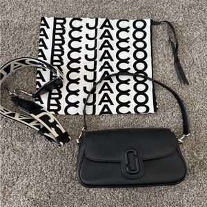 Marc Jacobs Black Shoulder Bag with Logo Strap